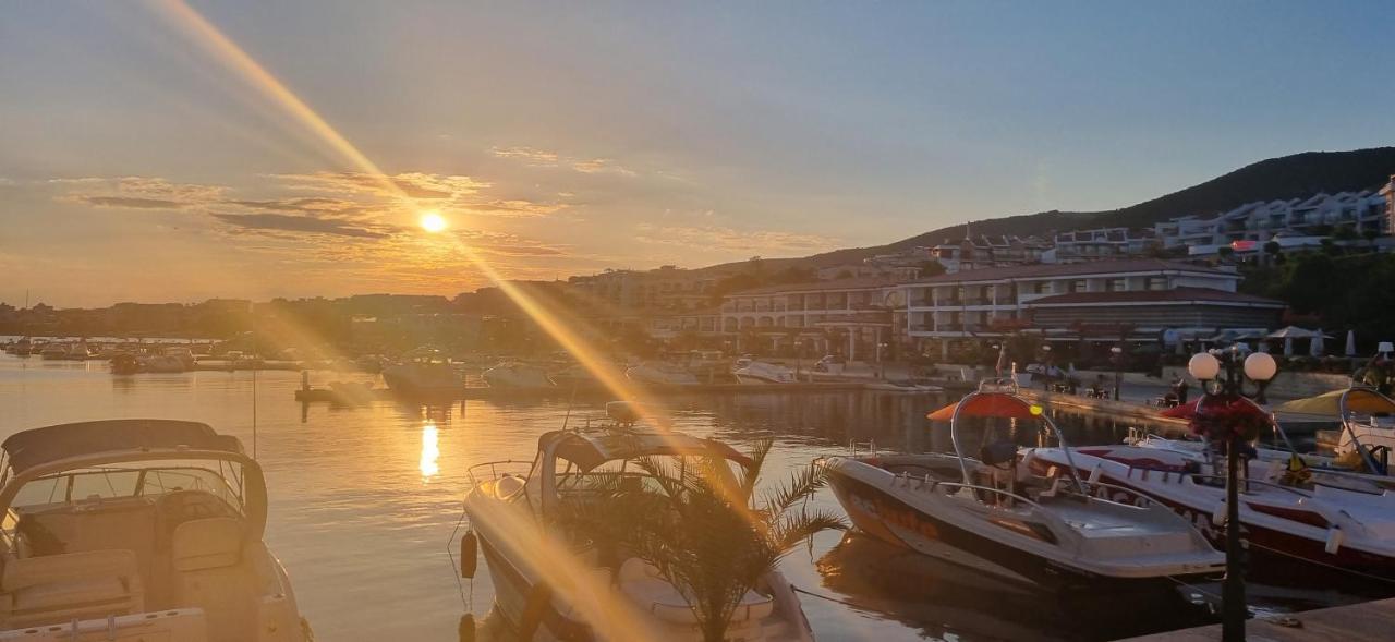 Dolce Vita II Waterfront Sunset Sea View Luxury Apartament Sveti Vlas Exterior foto